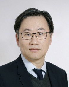 Thumbnail of Dr. CHOI Wing Kee
