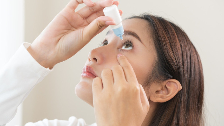 Thumbnail of [Sjogren Syndrome Causes] Gritty Eyes, Persistent Thirst – An Autoimmune Disorder Women 40+ Must Watch For