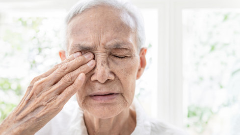 Thumbnail of Comprehensive Eye Examinations for Seniors (60 years and above)