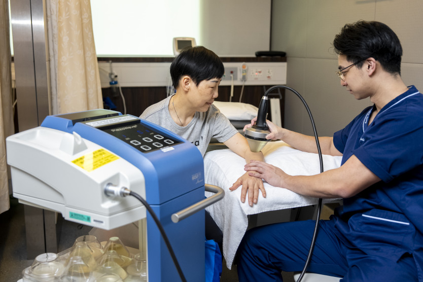 Thumbnail of Extracorporeal Shockwave Therapy